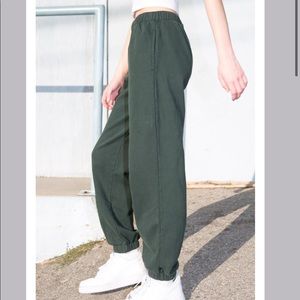 Brandy Melville Rosa sweatpants